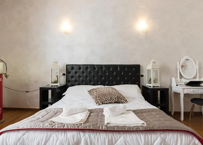 Prince'S Suite - Budget Rooms & Apt Piazza Del Popolo *