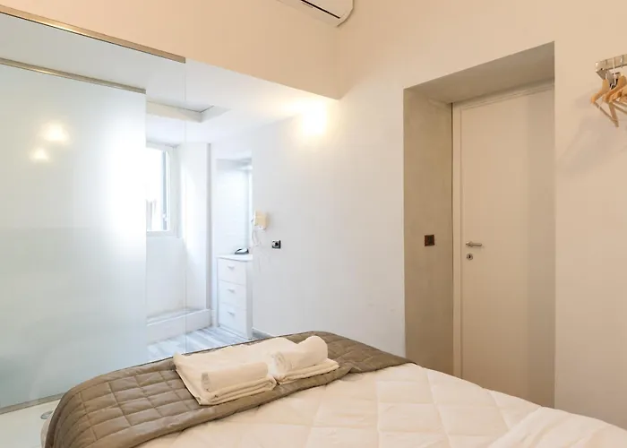 Prince'S Suite - Budget Rooms & Apt Piazza Del Popolo Rom